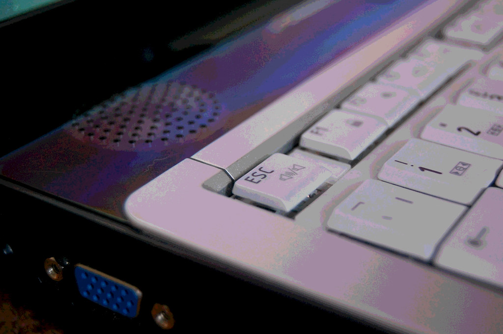 3727122719_940312316b_b-2